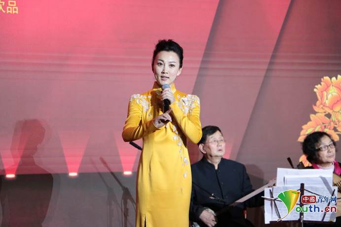 杜近芳.jpg